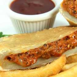 Pizza Puff with Fries