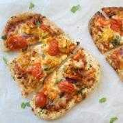 Paneer Tikka Naan Pizza